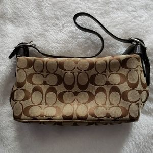 Coach Purse #B06w-6044